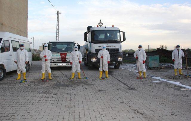 Eyyübiye Belediyesi temizlik çalışmalarını aralıksız sürdürüyor