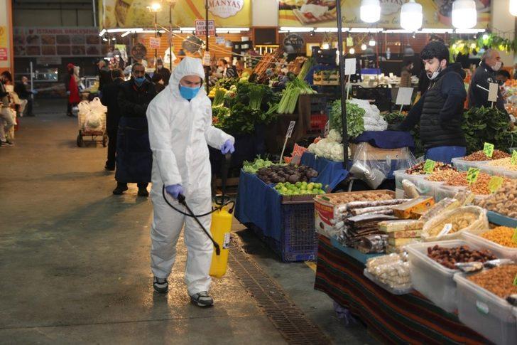 Başakşehir Belediyesi vatandaşlara maske dağıttı G5