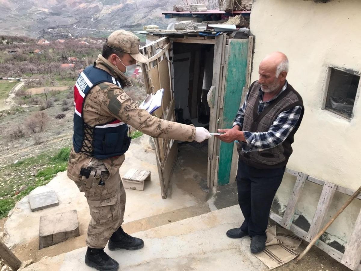 Ak&ccedil;adağ&rsquo;da sosyal yardımlar dağıtılmaya başlandı