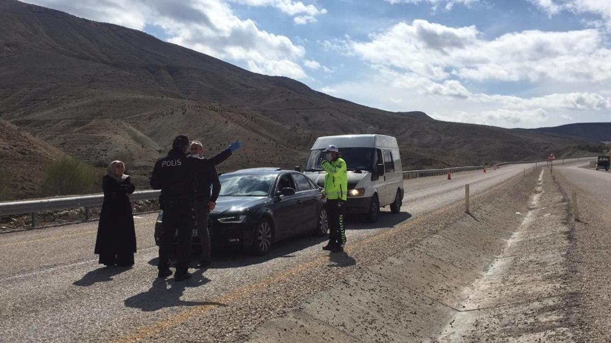 Malatya&rsquo;ya giriş &ccedil;ıkışlara izin verilmiyor