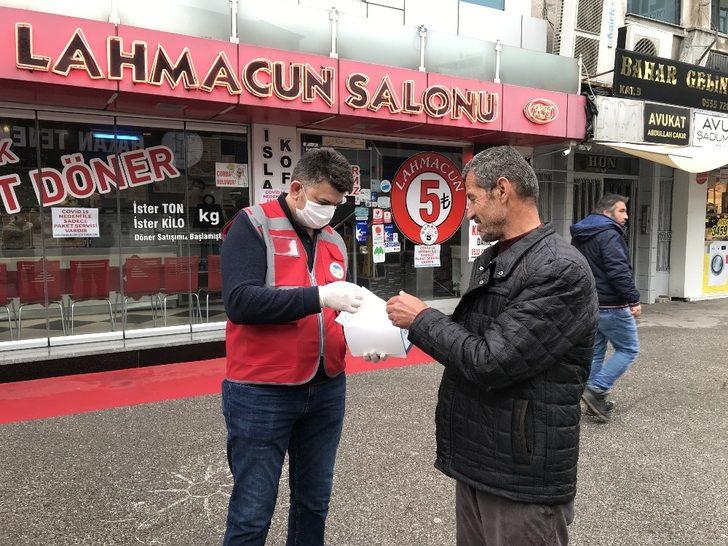 Büyükşehir Belediyesi 50 bin adet maske dağıttı G4