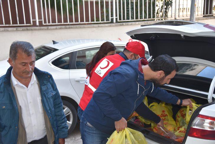 11 yaşındaki çocuk 'çalışmak için sokağa çıktım' dedi! Belediye ve kaymakamlık devreye girdi G3