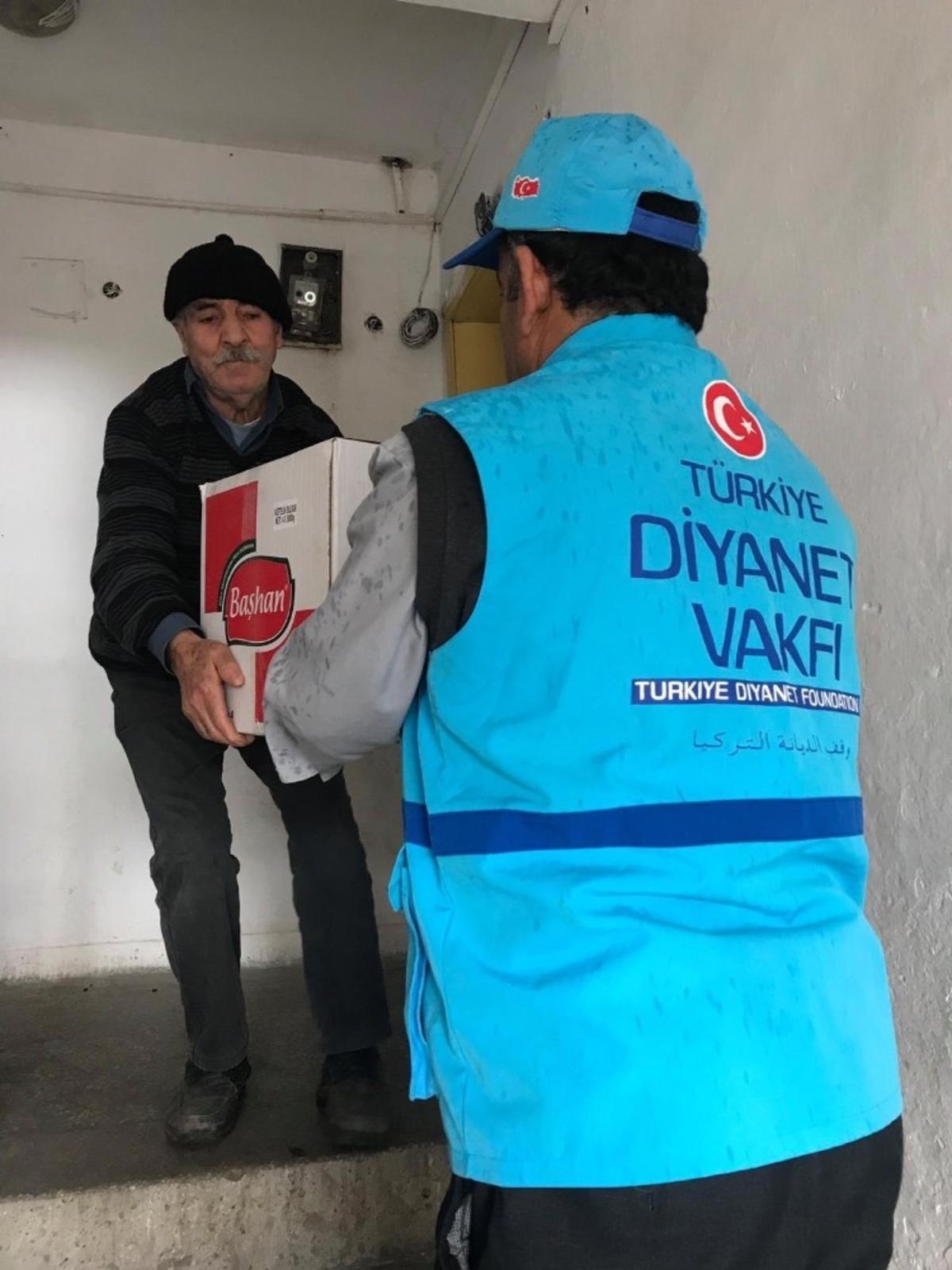 Hizan m&uuml;ft&uuml;l&uuml;ğ&uuml;nden ihtiya&ccedil; sahiplerine yardım eli