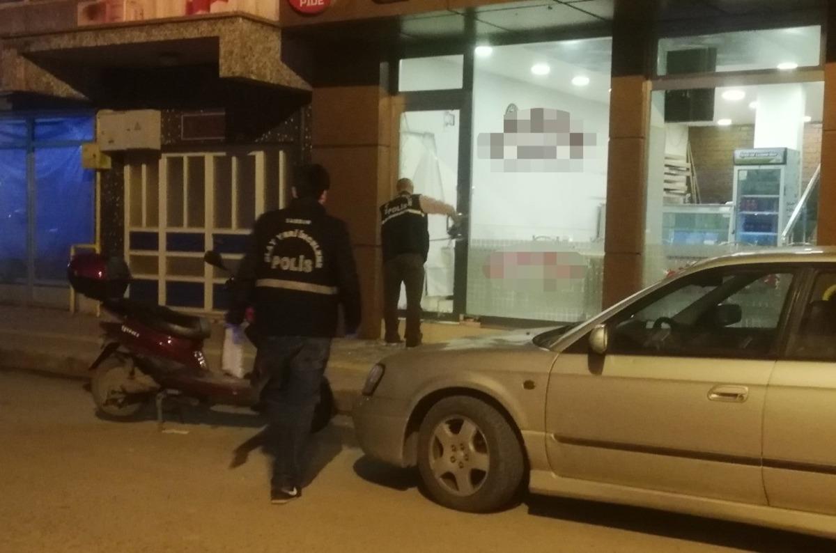 İş yerinin camını kıran alkoll&uuml; şahıs g&ouml;zaltına alındı