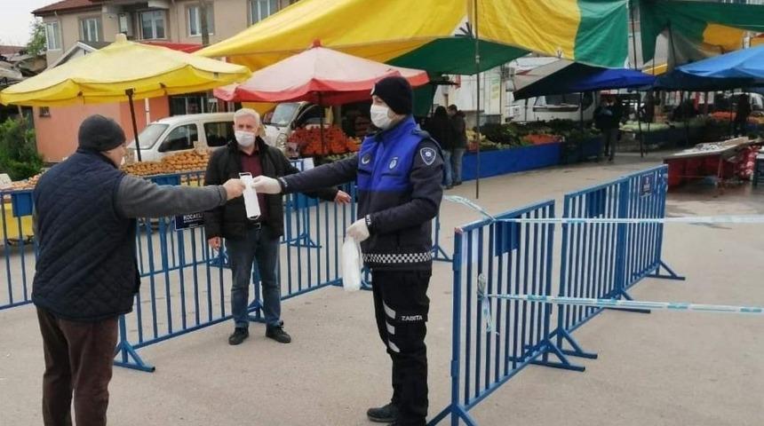 Kartepe&rsquo;de pazar yerlerinde d&uuml;zenleme yapıldı