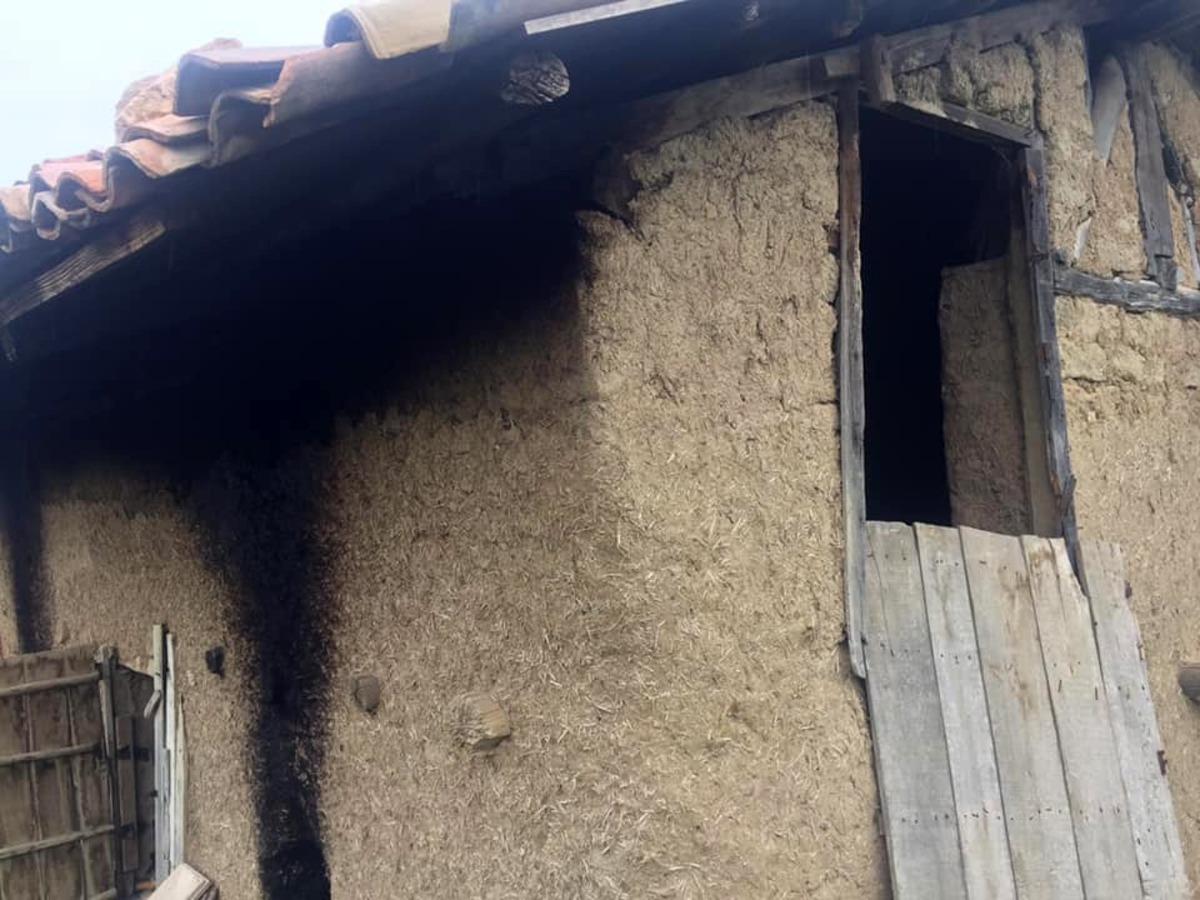 Başkan Şahin D&uuml;zmeşe k&ouml;y&uuml;ndeki biber kurutma evlerini inceledi