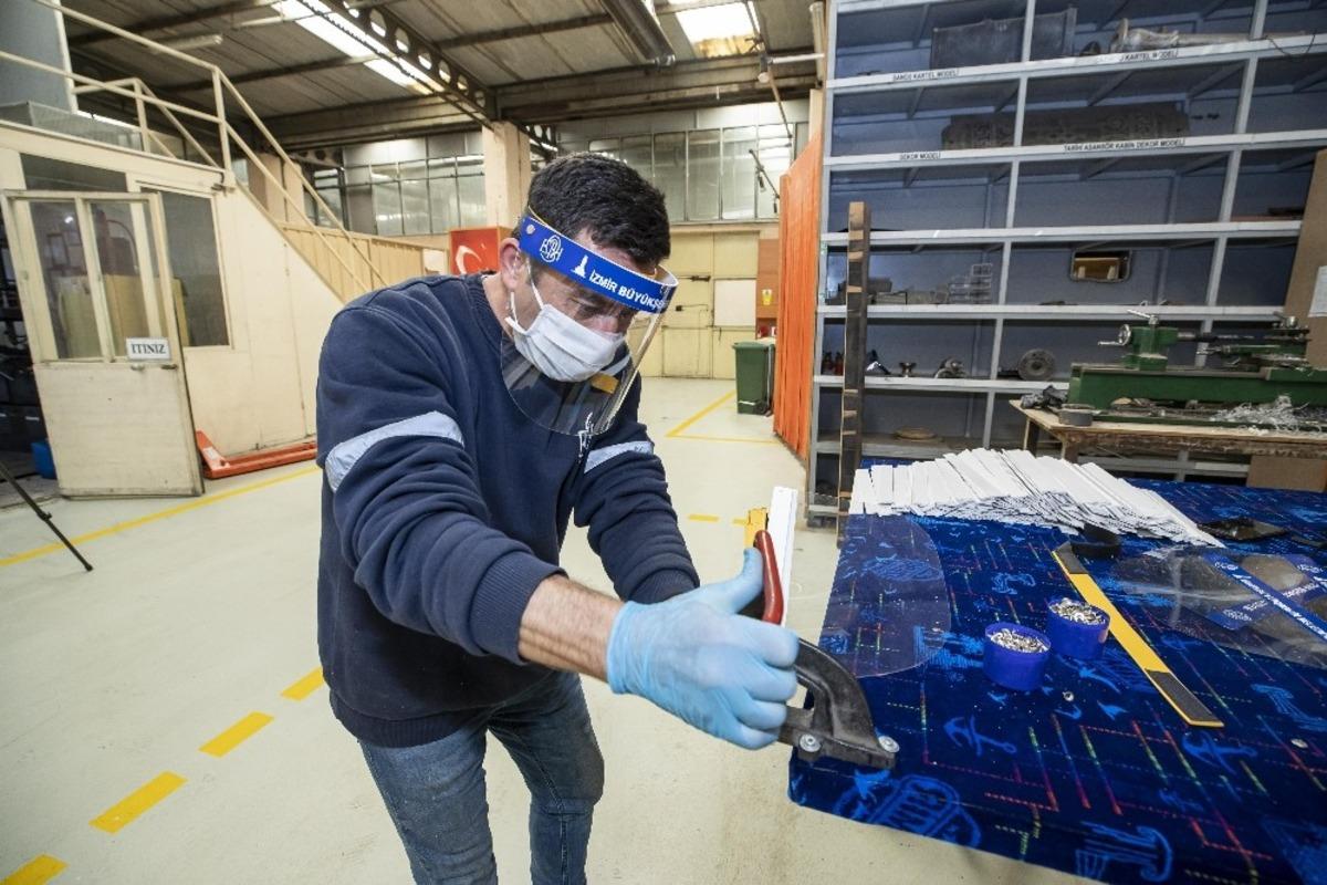 Şof&ouml;rlere kabin ve koruyucu başlık