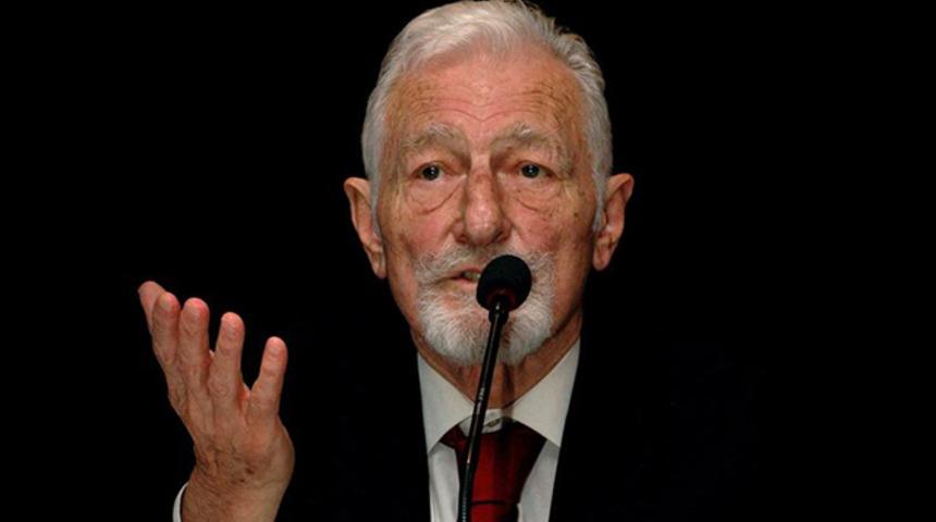 Beşiktaş'ta onursal başkan Süleyman Seba, doğum gününde anıldı