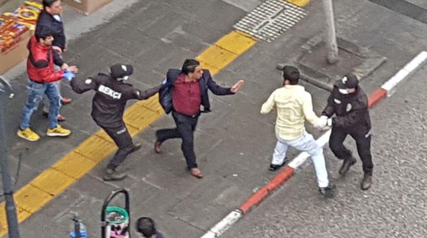 Karab&uuml;k'te sosyal mesafeyi bırakıp birbirlerine girdiler!