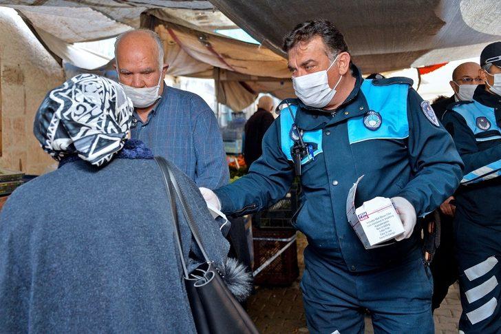 Mersin Büyükşehir Belediyesi ücretsiz maske dağıtıyor G3