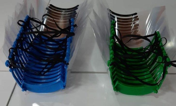 Öğretmenlerden sağlık çalışanlarına maske G2