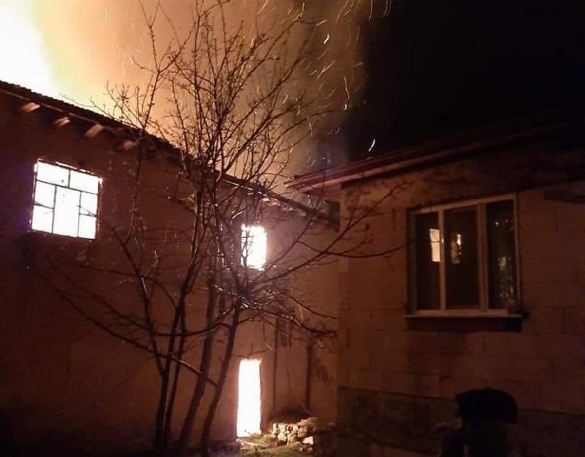 Bilecik'te korkutan yangın! 85 yaşındaki adam evsiz kaldı