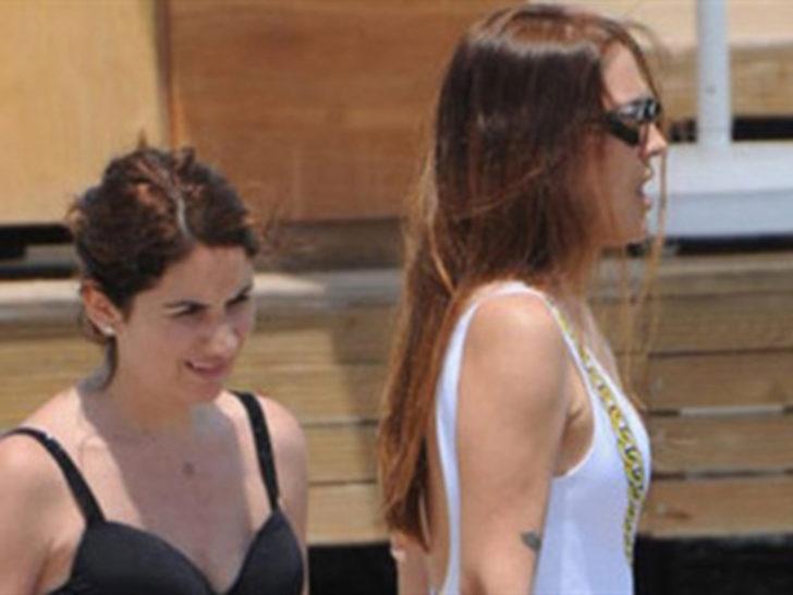 Demet Akalın'ın kızı Hira suyla tanıştı G3