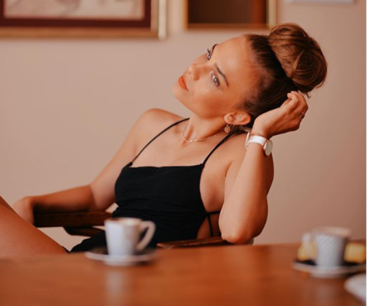 Bahar Şahin'e karantina yaramadı! Cildini morarttı