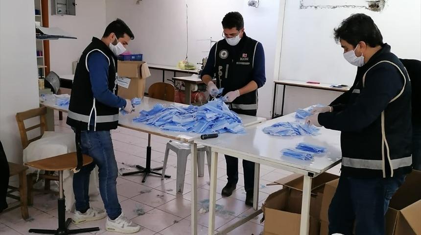 Osmaniye'de ka&ccedil;ak &uuml;retilen 9 bin 662 maske ele ge&ccedil;irildi