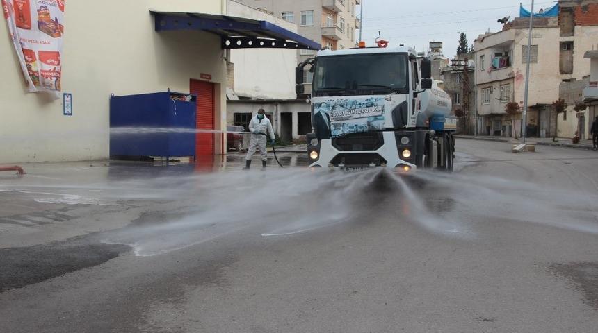 Kilis&rsquo;te dezenfekte &ccedil;alışmaları s&uuml;r&uuml;yor