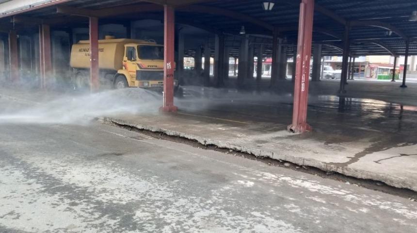 Semt pazar yerleri dezenfekte ediliyor