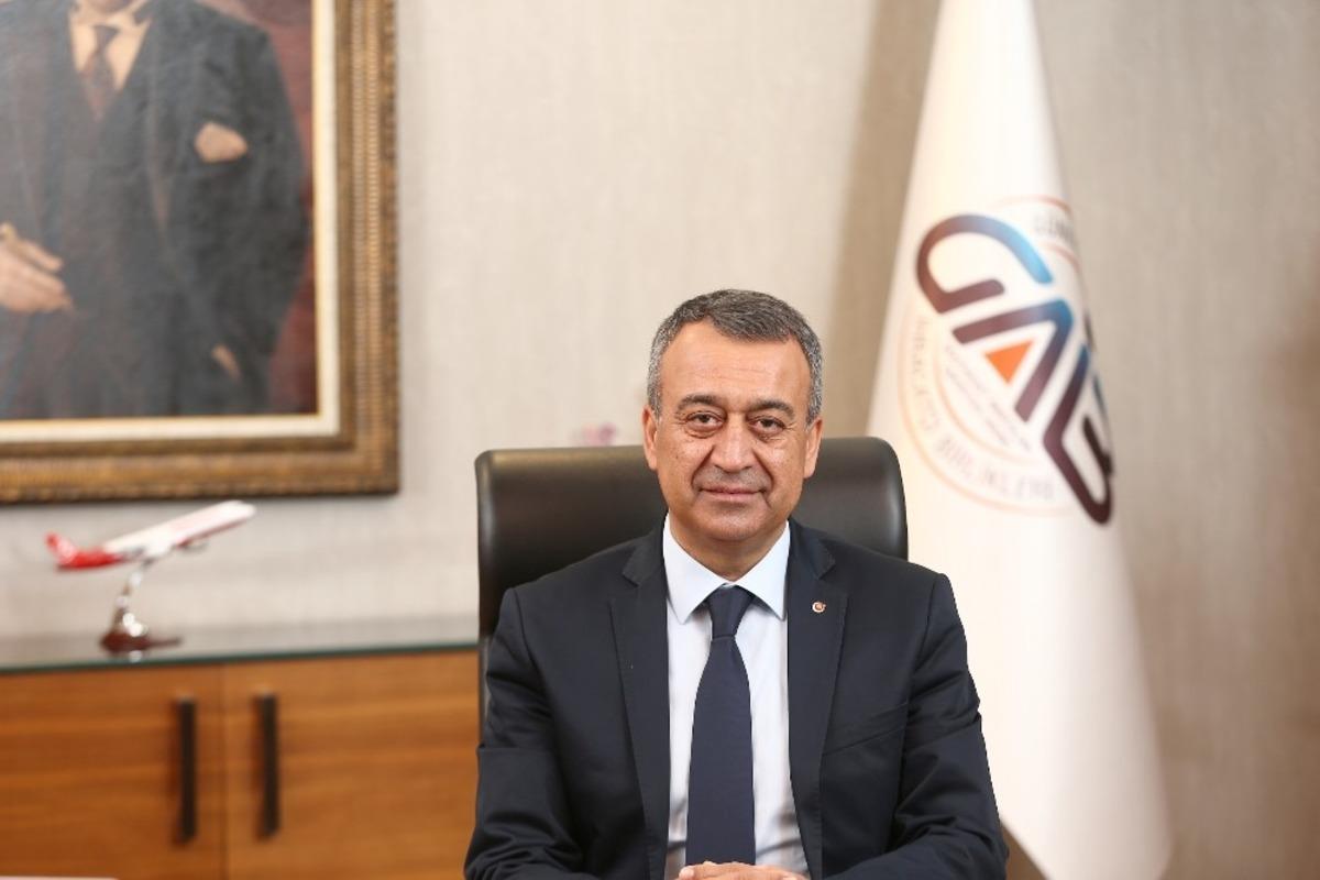 Koruyucu sağlık sarf malzemelerini Gaziantepli sanayiciler &uuml;retilecek