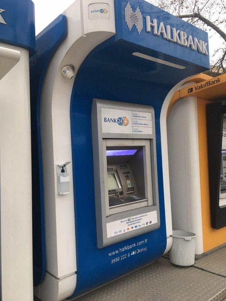 Altınova’da dezenfektan noktaları oluşturuldu G4