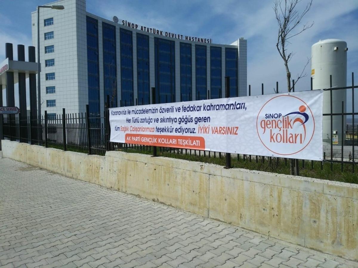 Sağlık &ccedil;alışanları i&ccedil;in moral mesajı