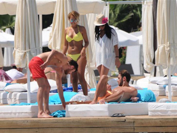 Kızlardan Gökhan ve Hakan'a yakın markaj G2