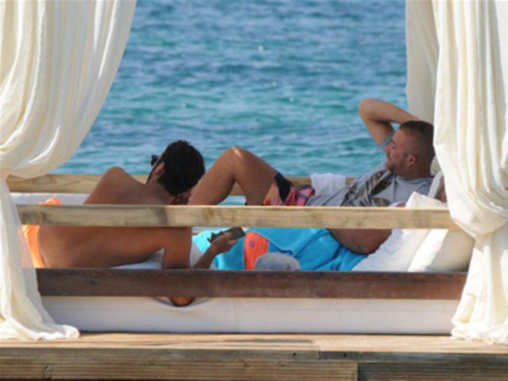 Kızlardan Gökhan ve Hakan'a yakın markaj G5