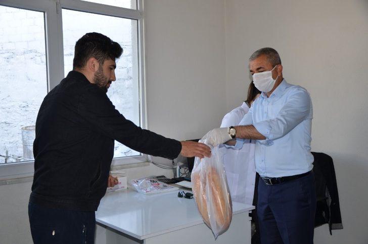 Koçarlı Menderes’in ilk ekmeğini Başkan Kaplan eliyle yaptı G3