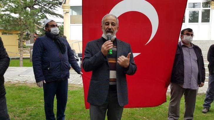 Virüsün defi için kurbanlar kesildi G2