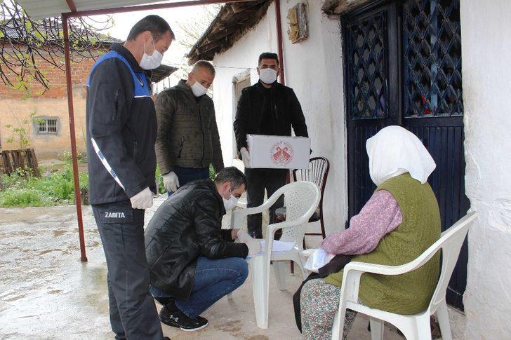 Döşemealtı Belediyesi’nden ihtiyaç sahibi ailelere gıda yardımı G1
