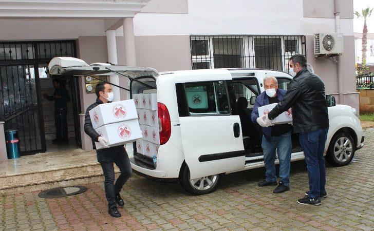 Döşemealtı Belediyesi’nden ihtiyaç sahibi ailelere gıda yardımı G5