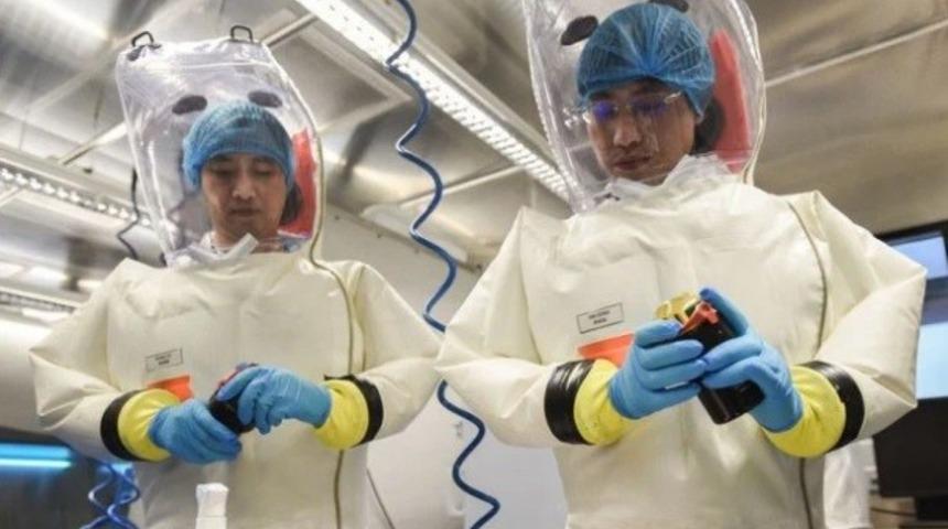 İngiliz bakanlar koronavir&uuml;s&uuml;n laboratuvarda &uuml;retildiği teorisini artık g&ouml;z &ouml;n&uuml;ne almıyor