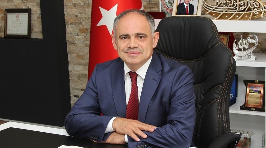 Başkan &Ouml;zt&uuml;rk&rsquo;ten Berat Kandili mesajı