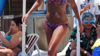 Özlem Yıldız tatile devam ediyor