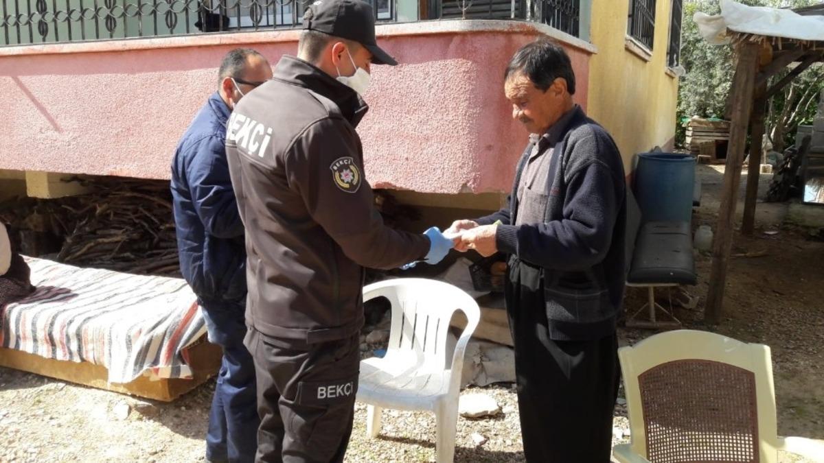 Mersin&rsquo;de sosyal destek &ouml;demeleri başladı