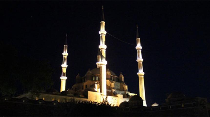 Berat Kandili mesajları 2020: Orijinal ve resimli Berat Kandili mesajları 