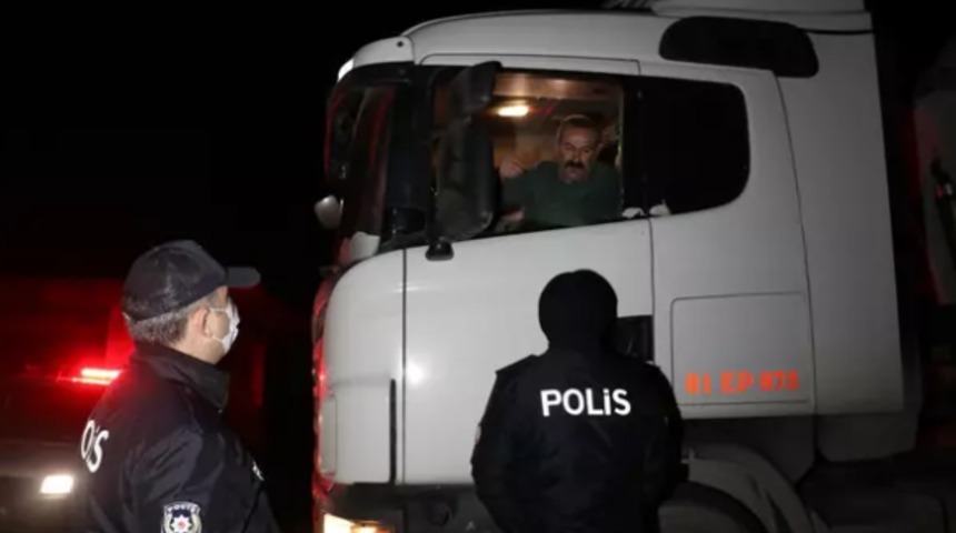 Bir ilçede kısıtlama, üç köyde karantina