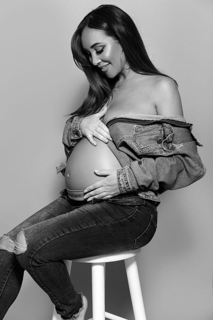 Lauryn Goodman İngiliz futbolcudan hamile kalmıştı! Objektif karşısına geçti G3