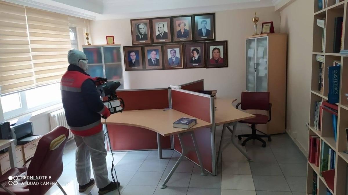 Ertuğrul &Ccedil;etin: "Tedbirini al, temassız kal, evinde kal, sağlıkla kal"