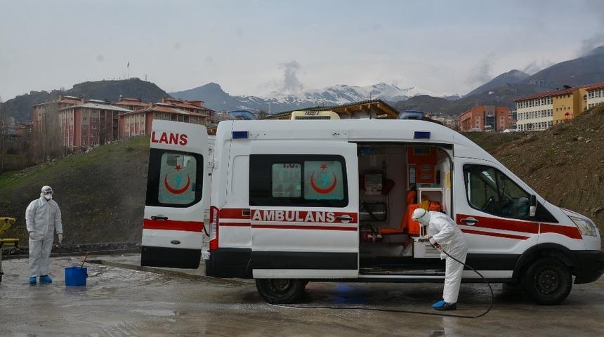 Hakkari&rsquo;de ambulanslar dezenfekte edildi