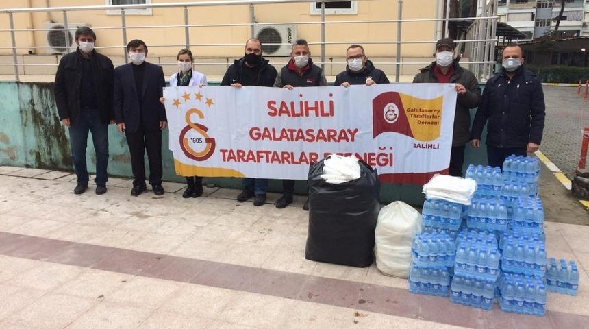 Salihli’deki sarı kırmızılılar sağlık çalışanlarını unutmadı