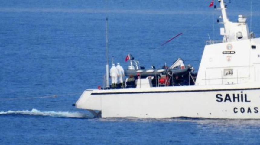 Yunanistan'dan insanlık dışı muamele! Yakıtlarını alıp denizin ortasında bıraktılar