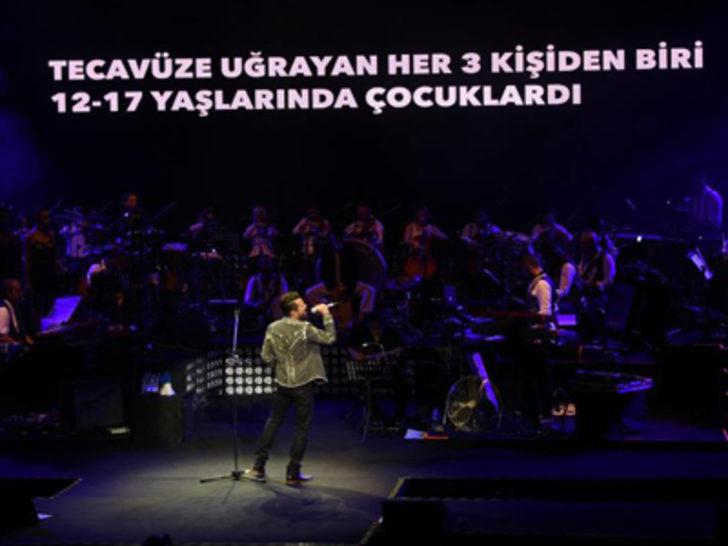 Kenan Doğulu'dan konsere damga vuran mesaj G3