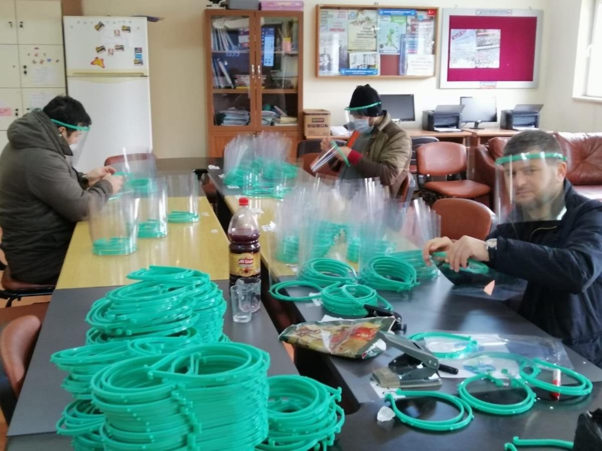 G&uuml;m&uuml;şova&rsquo;da t&uuml;m kurumlara dağıttılar