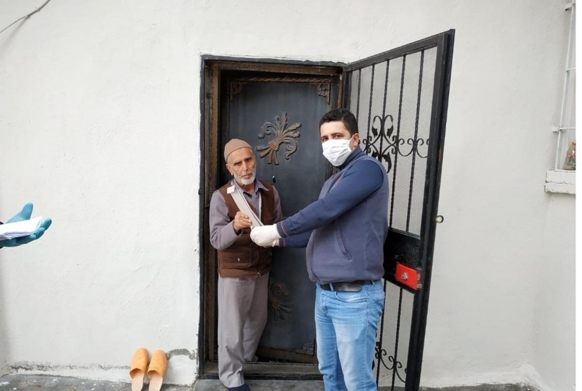 Gerc&uuml;ş&rsquo;te sosyal destek &ouml;demeleri evlerde yapılıyor