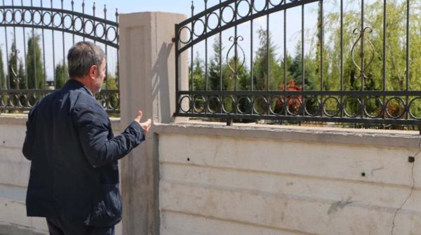 Adıyaman'da mezarlık ziyaretleri yasaklandı