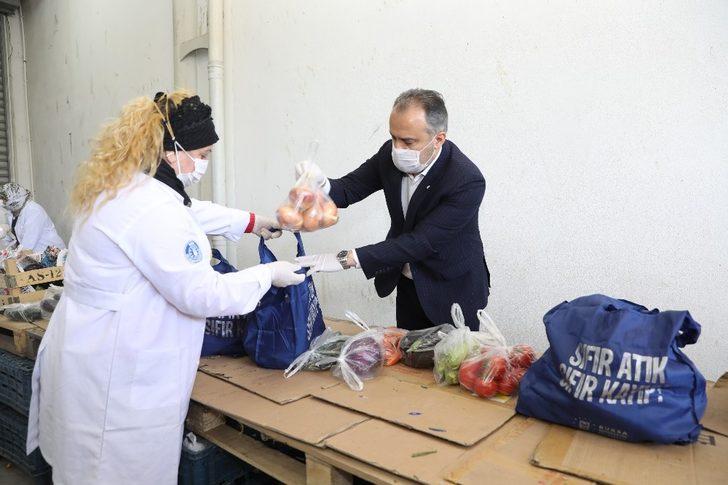 Büyükşehir’den ihtiyaç sahiplerine sebze desteği G1