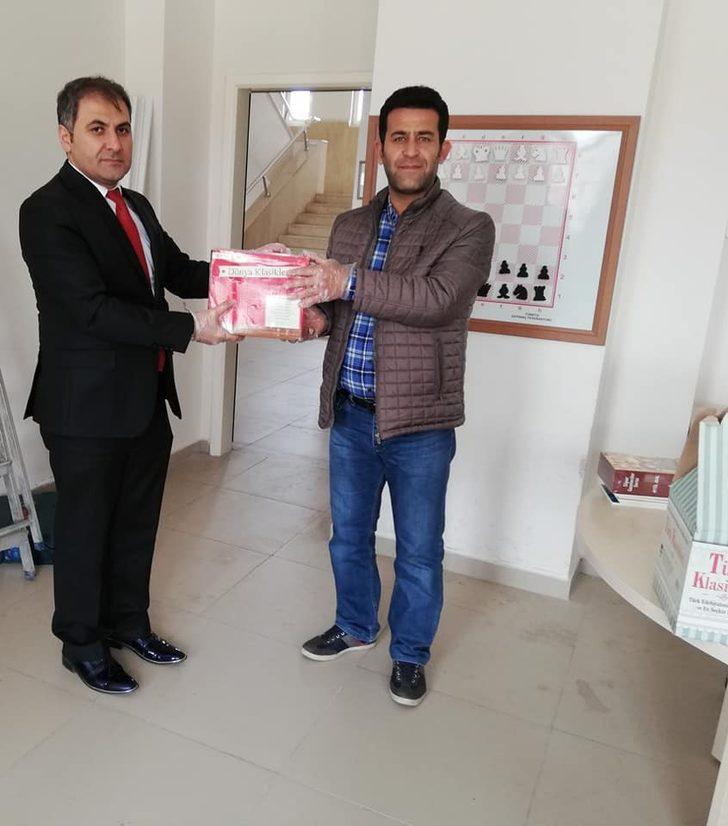 Gercüş’te ’evde kal kitap oku’ kampanyası G4