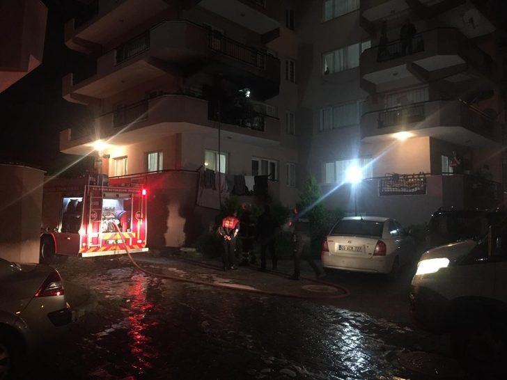 Kuşadası’nda ev yangını G3