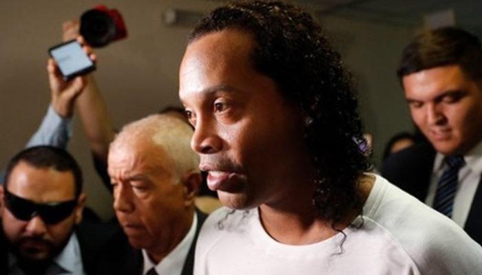 Bir süredir hapishanede bulunan Ronaldinho serbest bırakıldı