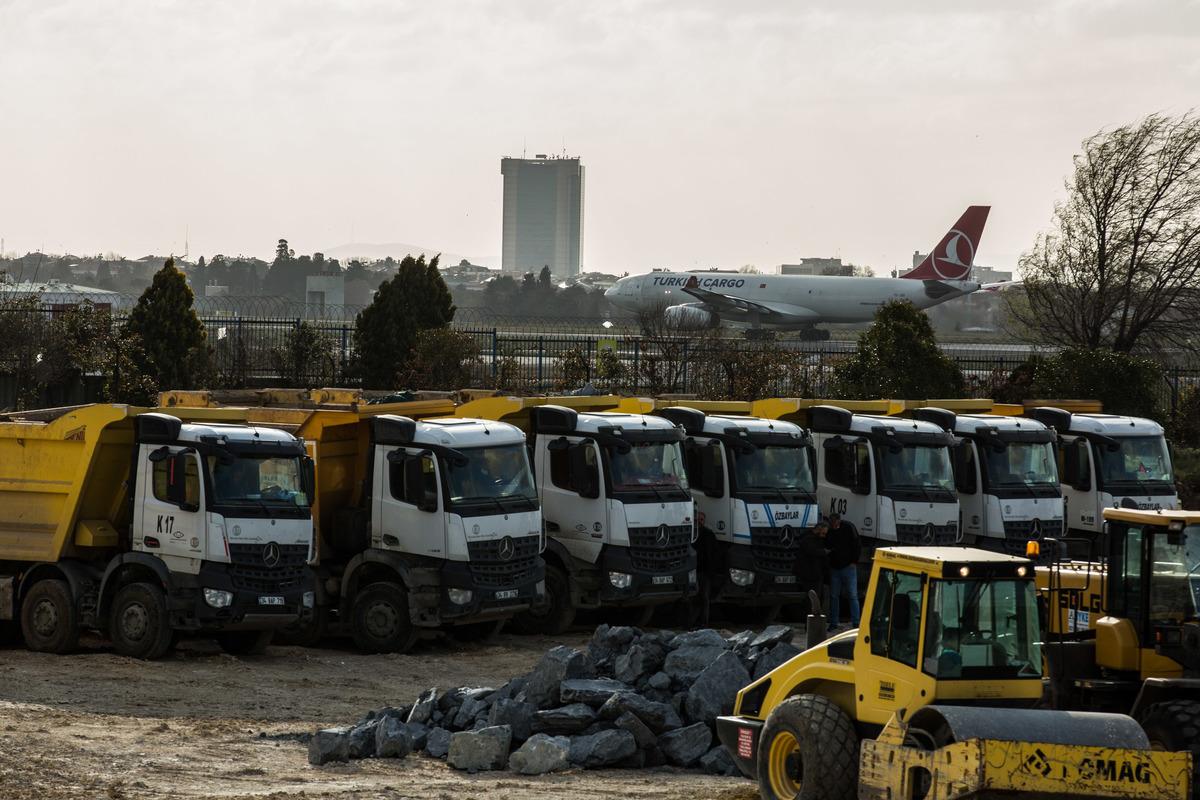Atat&uuml;rk Havalimanı'nda hastane &ccedil;alışmaları başladı